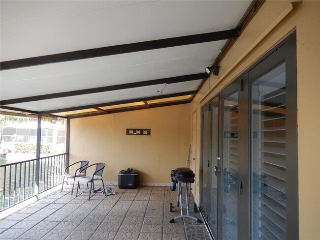 Photo - 16000 Kilmarnock Dr