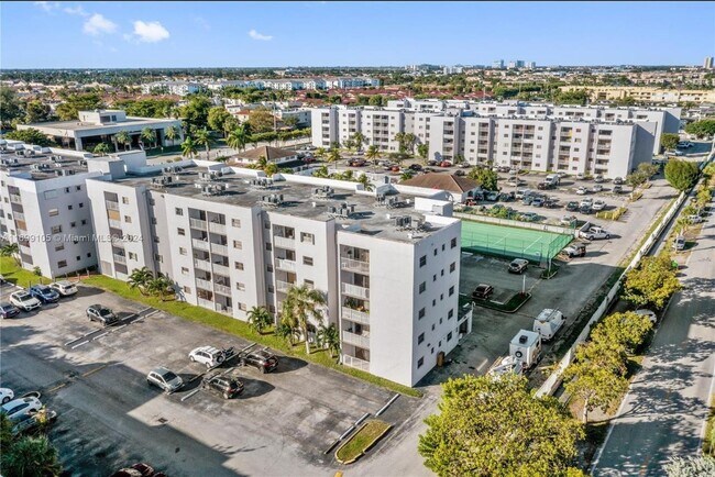 Building Photo - 8145 NW 7th St Unit 208 Rental