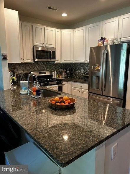Photo - 4438-4400 Riverview Ln