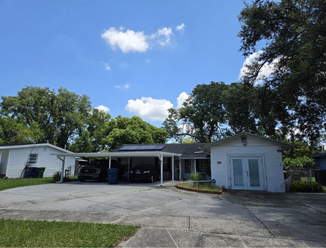 Building Photo - 11113 N 19th St Rental
