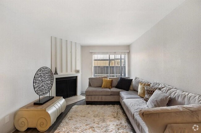 Building Photo - 10101 Forum Park Dr Unit 2075 Rental