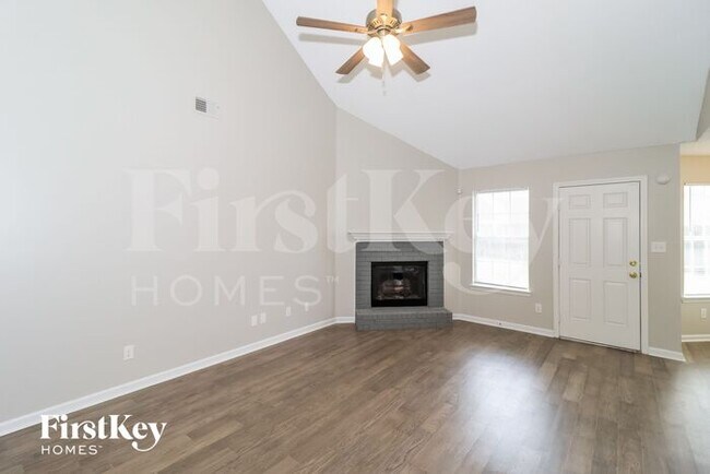 Photo - 1015 Zenith Cove N