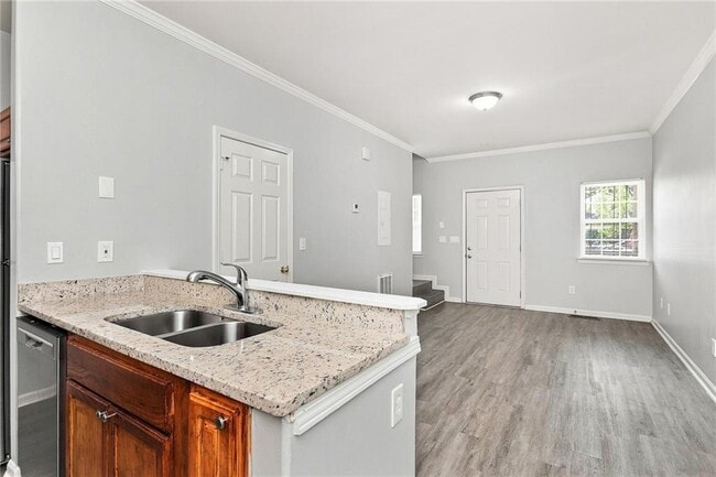 449 Mary St SW