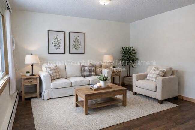 Building Photo - 625 2nd Ave W