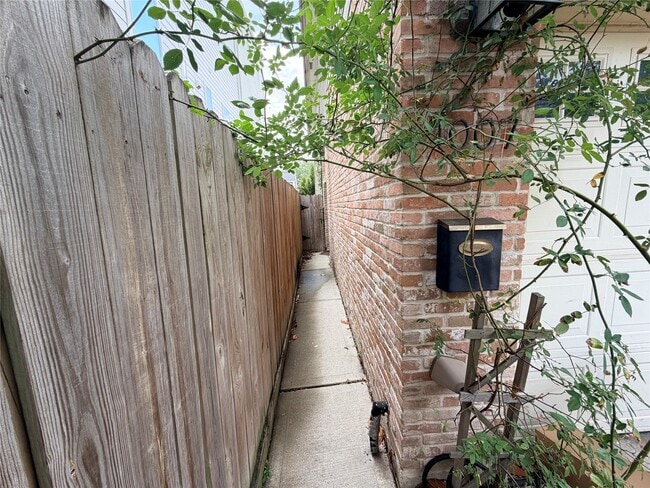 Photo - 1007 Kern St