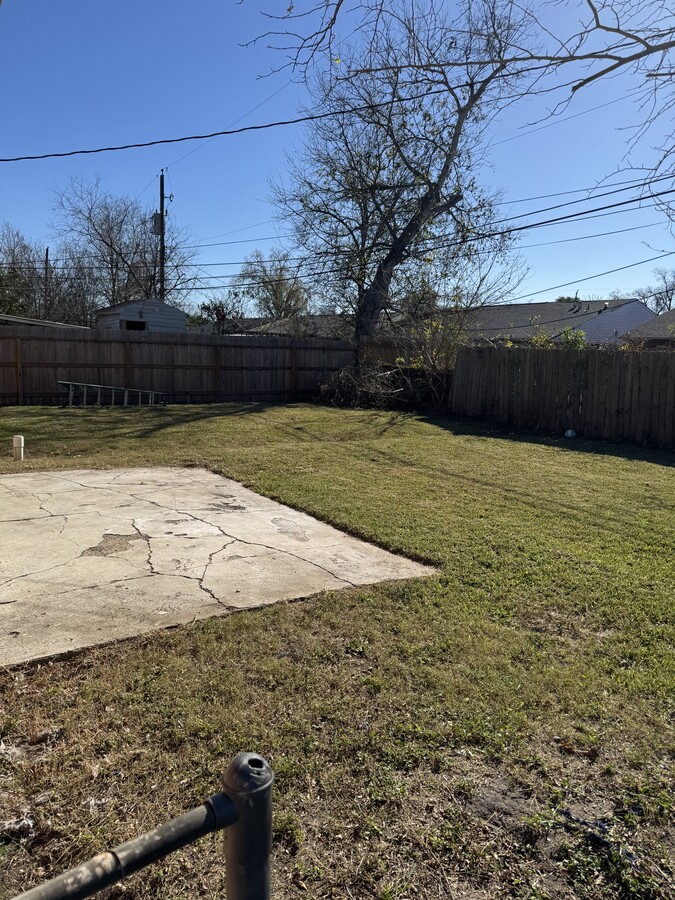 Photo - 3803 Westhampton Dr