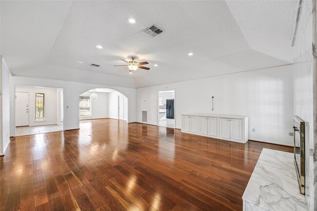 Photo - 11906 Pepperdine Ln