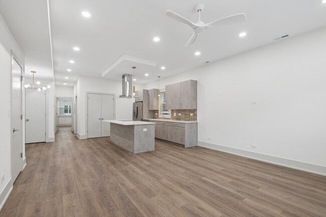 Photo - 2719 W St Georges Ct Unit 1