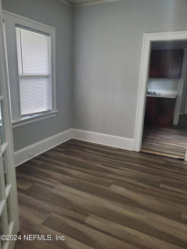 Photo - 1218 Challen Ave