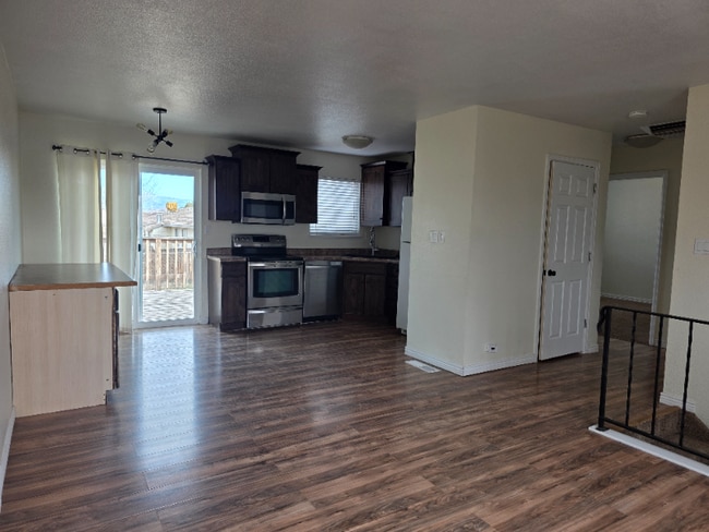 Photo - 2844 Lexington Ln