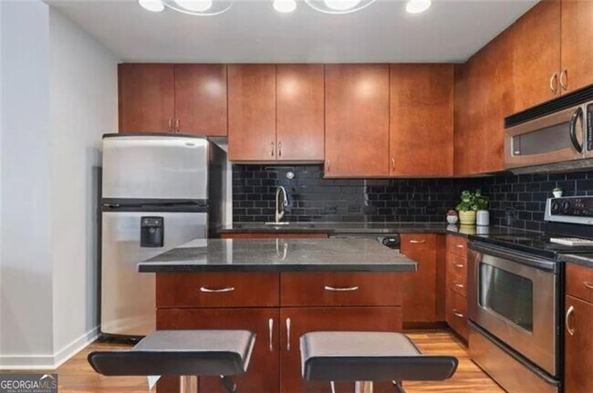 Photo - 860 Peachtree St NE Unidad 2613