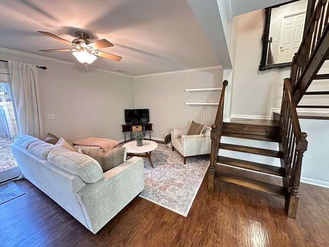 Photo - 1350 Maple Shade Lane