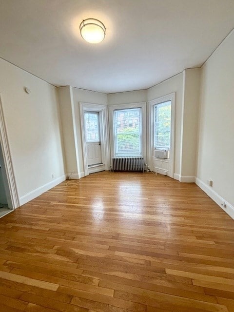 Building Photo - 256 Newbury St Unit 2F Rental