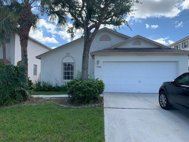 Photo - 5900 Azalea Cir