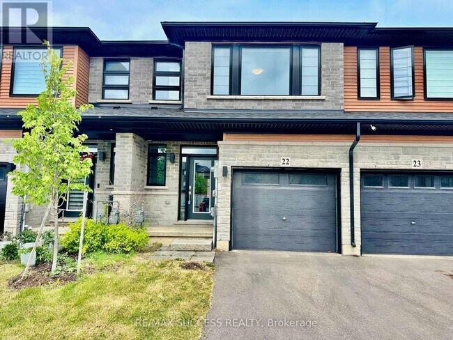 Photo - 461 Blackburn Dr