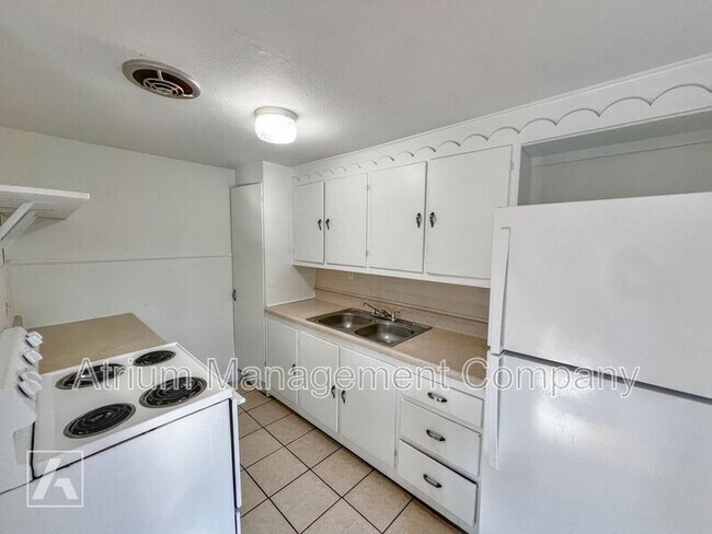 Photo - 1210 Cloverlawn Ave