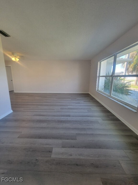 Photo - 2505 6th St W