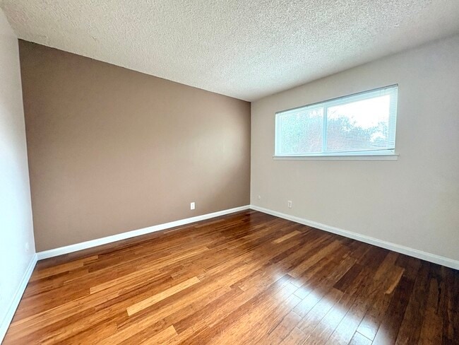 Photo - Charming 2 Bed / 1 Bath Duplex in Carmichael