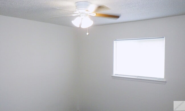 Building Photo - 313 Tarasco St Unit 313