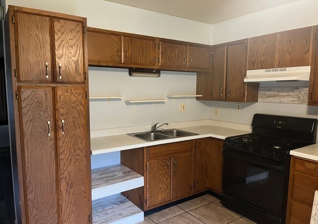 Kitchen - 721 West St