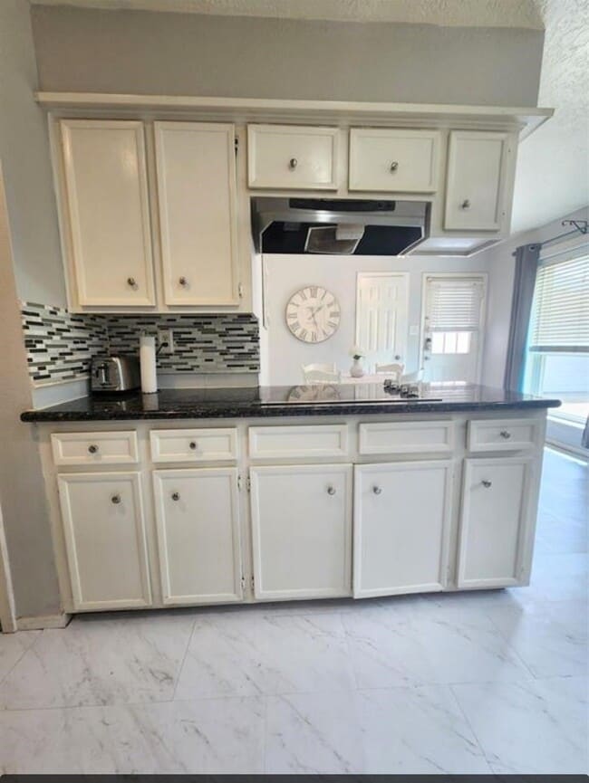 Photo - 11303 Olympia Dr