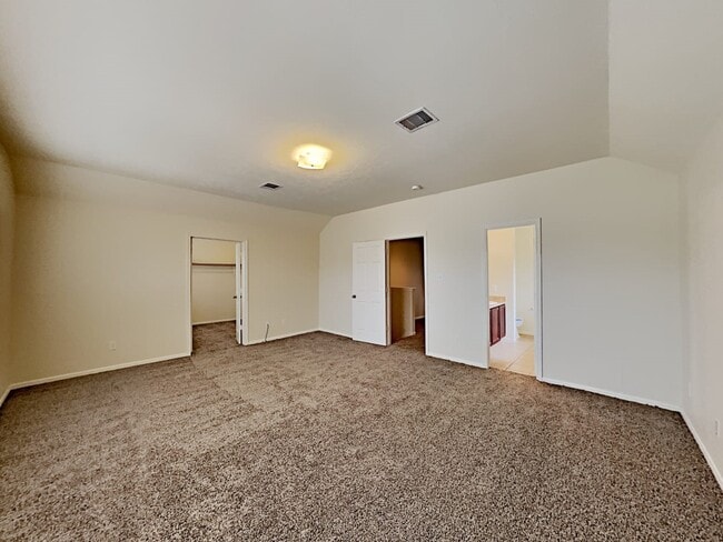 Photo - 2411 Lago Mirado Wy