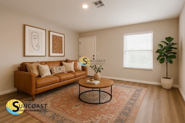 Photo - 6401 E Gentry St