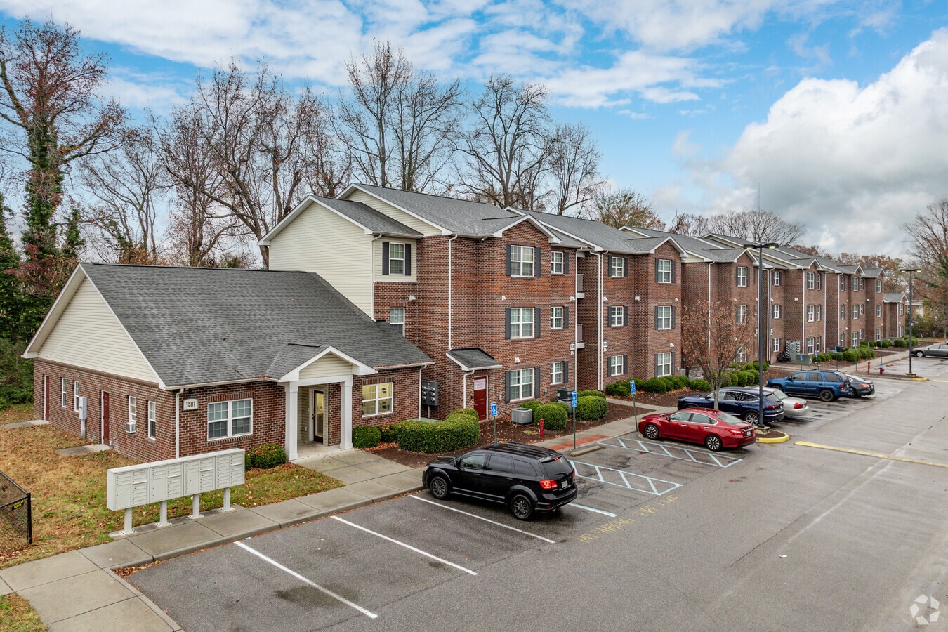 Photo - 1501 Shire Ln