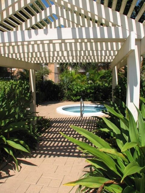 Building Photo - Villa Bellini Rental