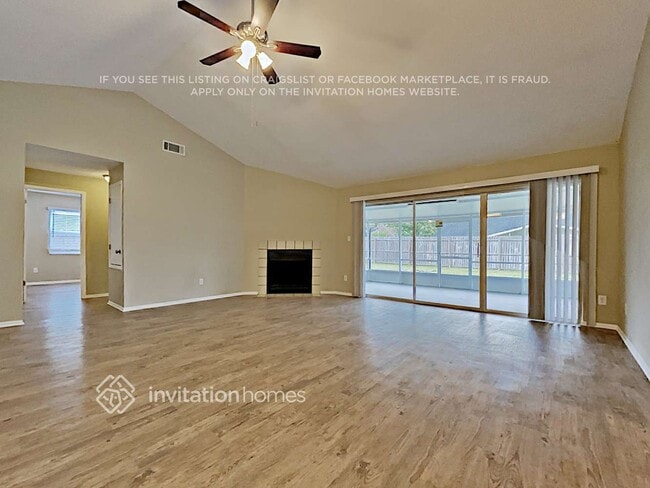 Photo - 411 Barrywood Ln