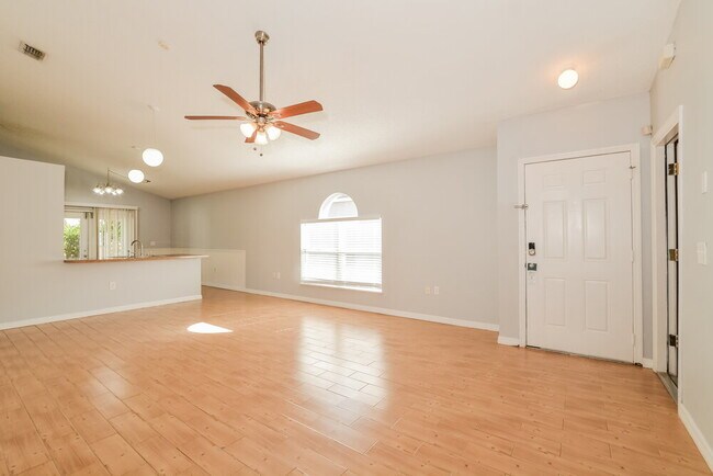 Photo - 6845 Ebans Bend