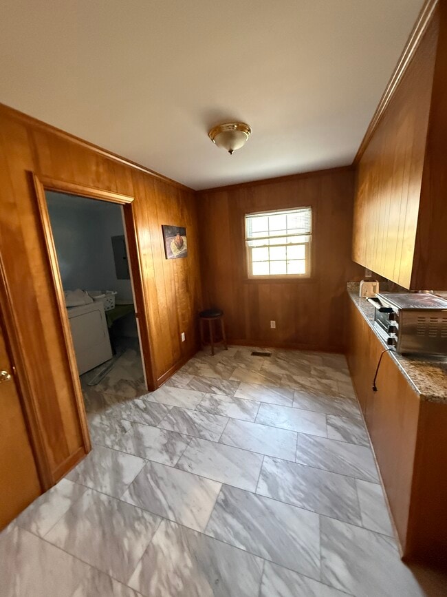 Photo - 2268 Castle Rock Farm Rd