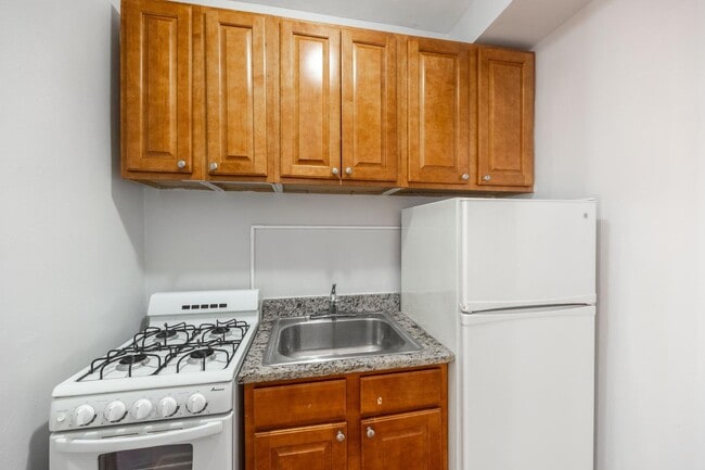 Photo - 917 W Eastwood Ave Unit 307