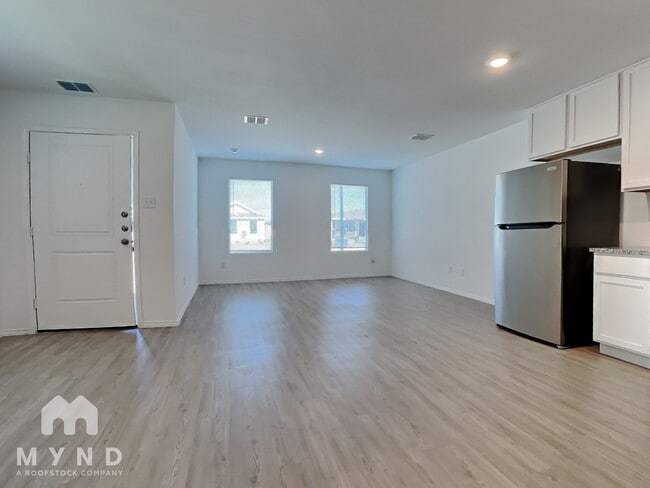 Photo - 147 Sesame Ln