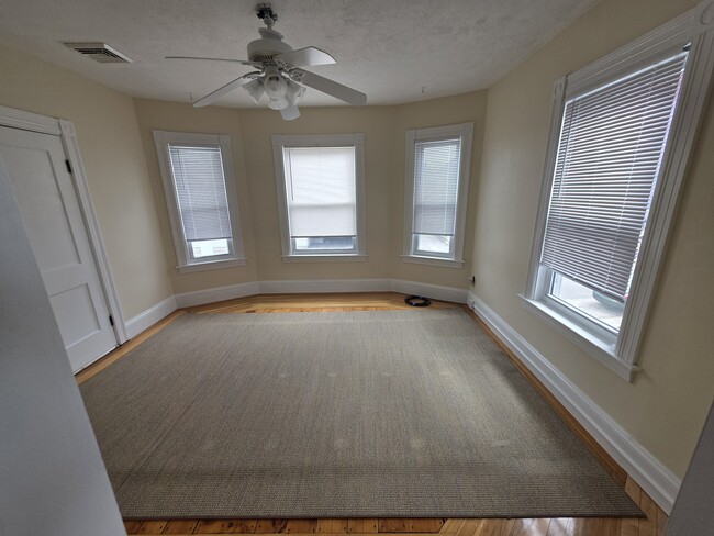 Photo - 214 Alsace St Unit 2nd floor
