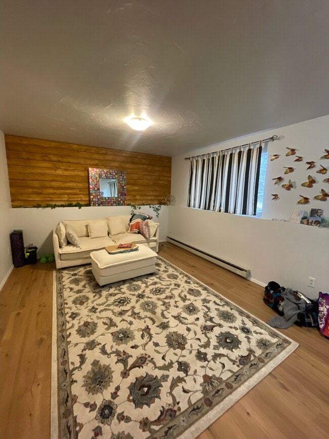 Building Photo - 2612 Borrego Dr Unit 2612