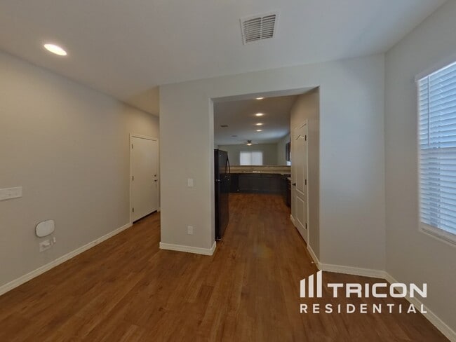 Photo - 19550 N Salerno Cir