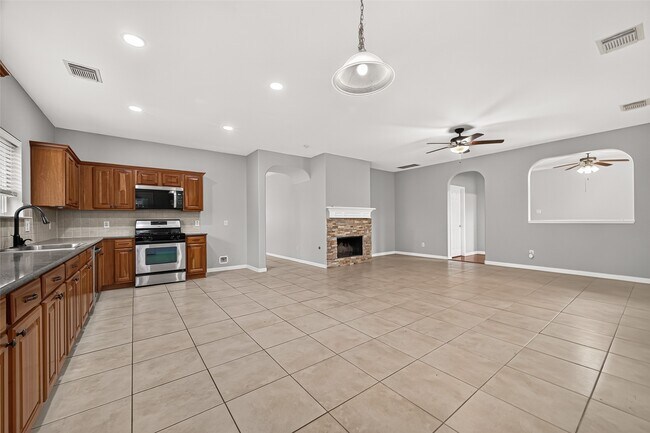 Photo - 3223 Legends Creek Dr