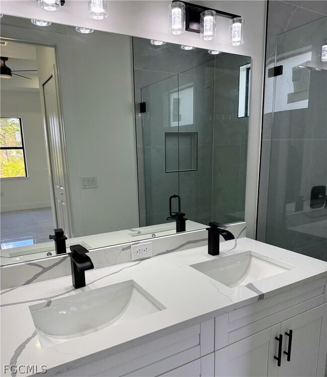 Photo - 459 Lockport Ave S