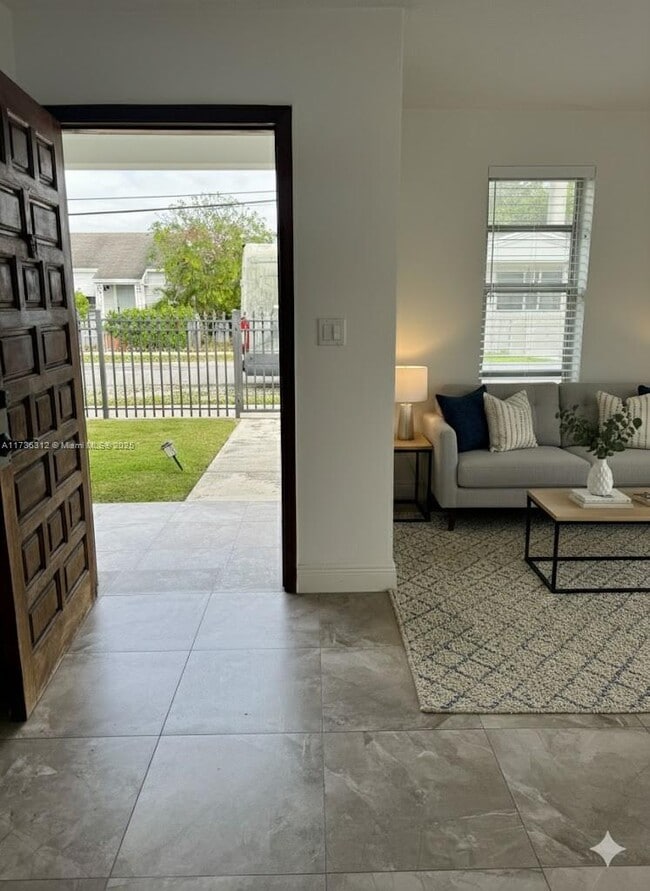 Photo - 2460 SW 36th Ave Unit 2462