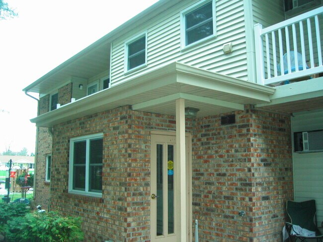 Pines Apartments