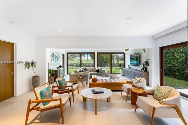 Photo - 5911 Alton Rd