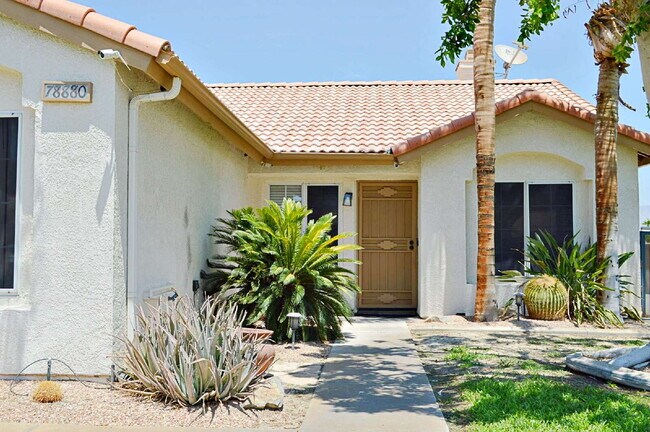 3-Bedroom Home, Large backyard
Pet friendly!