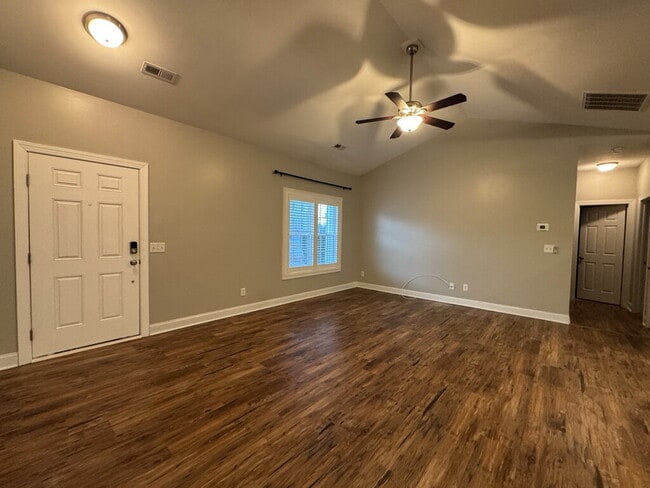 Photo - 106 Moonstone Ct