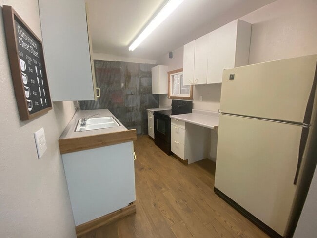 Photo - 24 S Woodard Ave Unit 24B