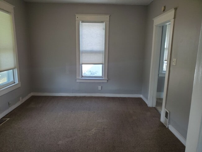 Photo - 2 Bedroom, 1 Full Bath, 2 Story home in th...