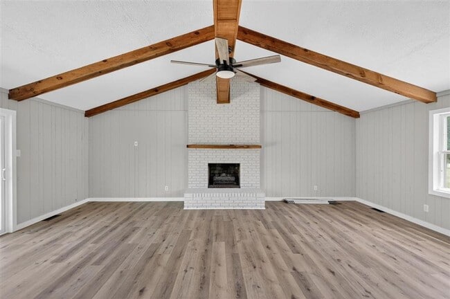Photo - For Rent