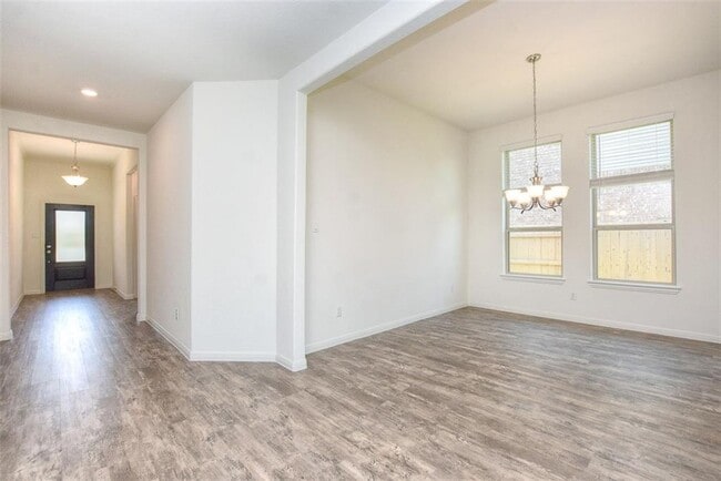 Photo - 1449 Morning View Rd