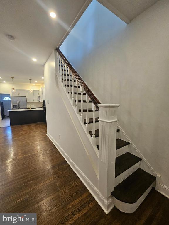 Photo - 150 E Pleasant St