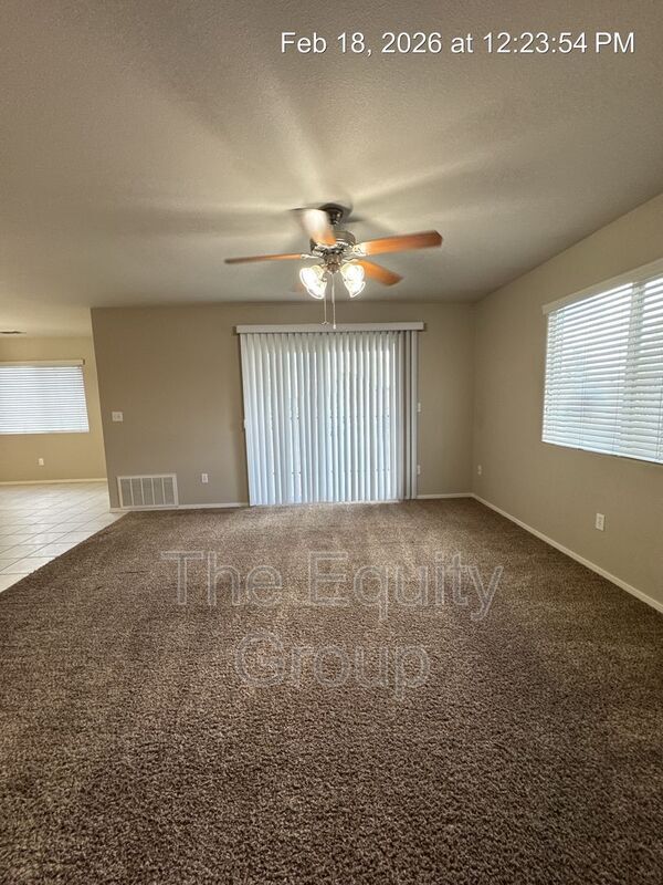 Photo - 2647 W Lark Ave